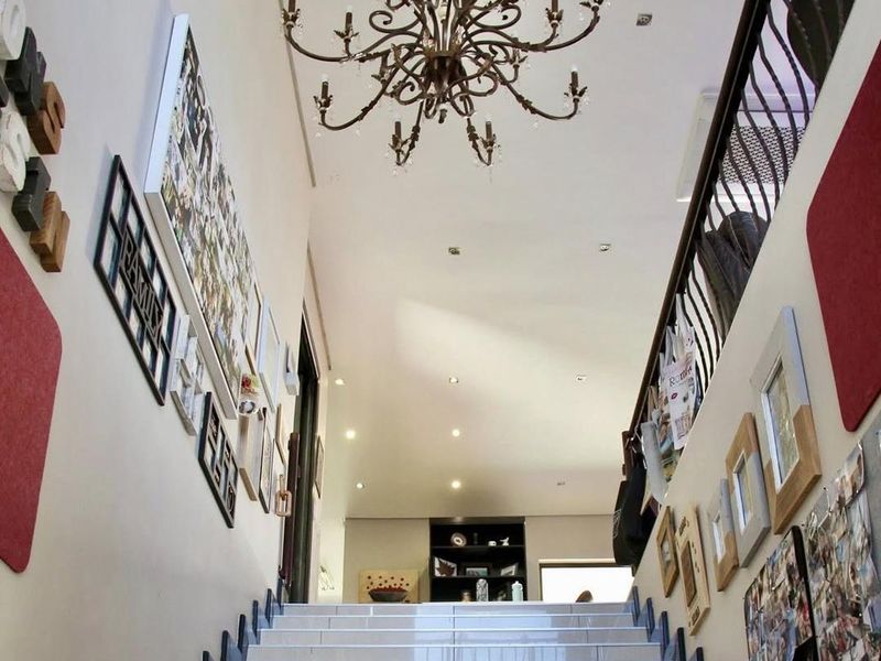 4 Bedroom House For Sale in Luxury Hill - Photo 5