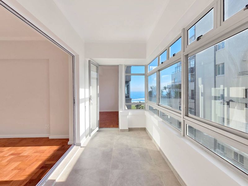 Unfurnished and Immediately available in Sea Point - Photo 2