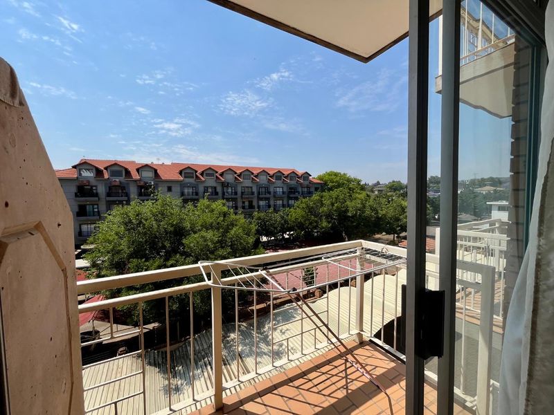 2 Bedroom Apartment for Sale in Hillcrest Boulevard II, Hatfield / Hillcrest - Photo 10