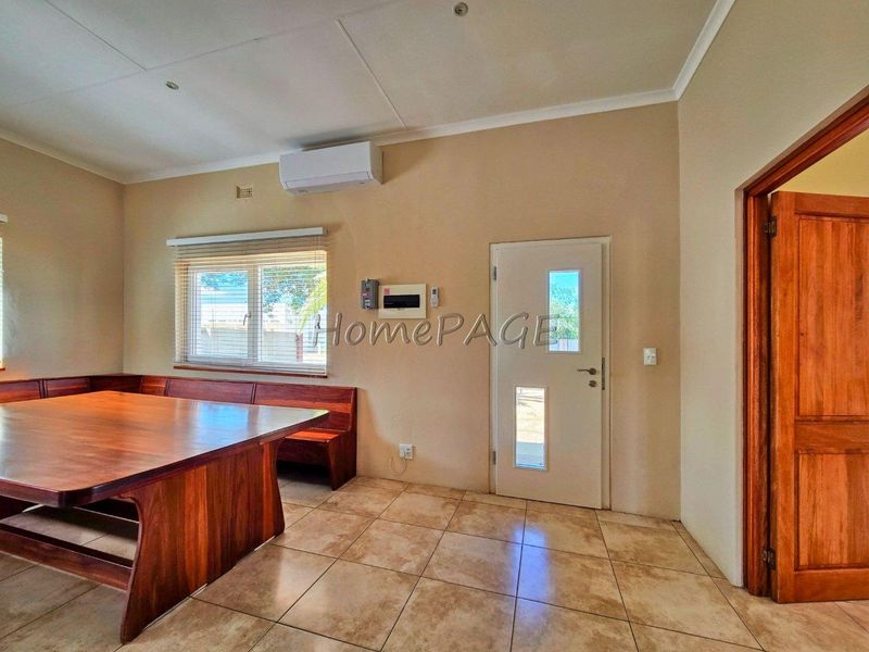 Omaruru:  Very neat 4 Bedr Home close to Town Centre is for Sale - Photo 3