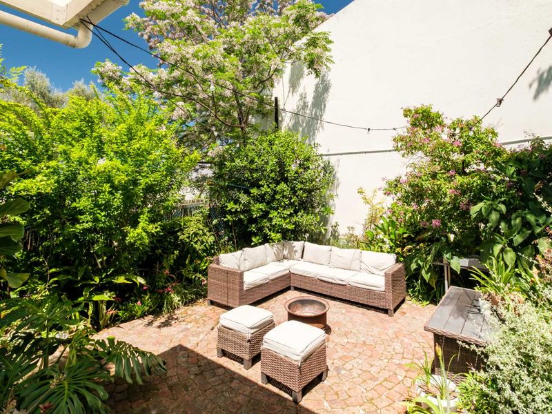 Dual-Living Duo! - Photo 4