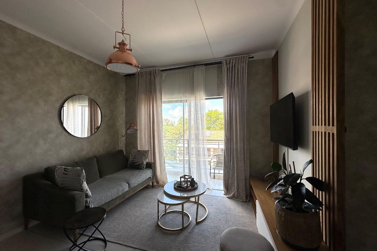 Fully furnished In Carlswald - Photo 3