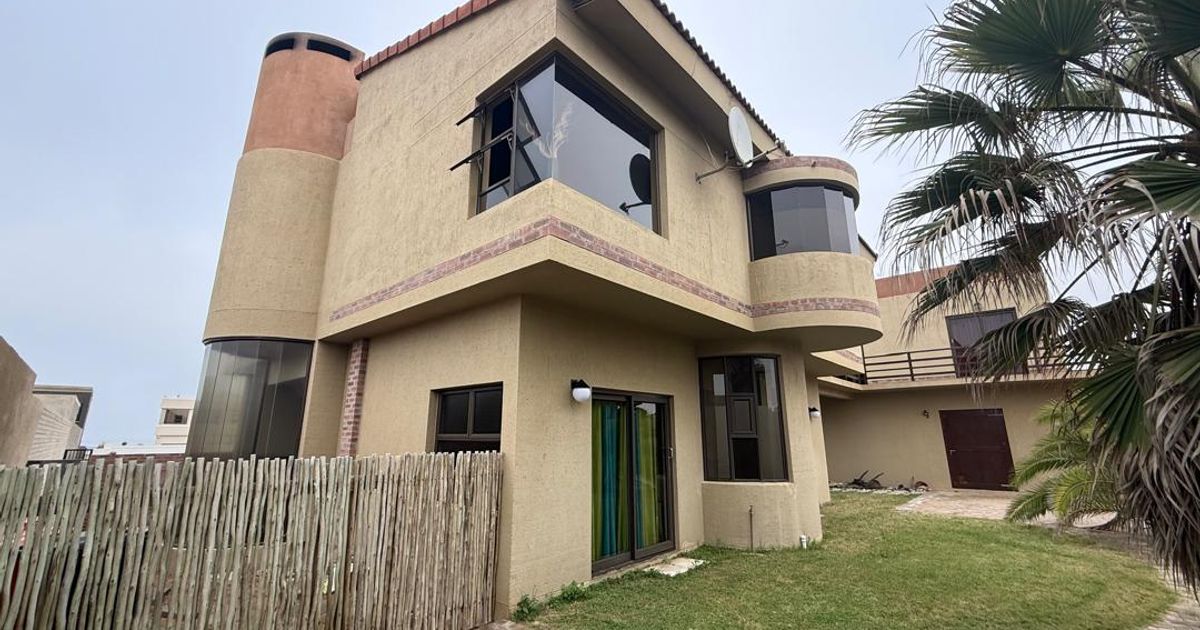 5 Bed House For Sale in Vogelstrand | MyProperty Africa