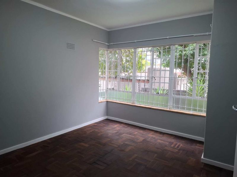 Unfurnished 1 Bedroom in Sea Point - Photo 9