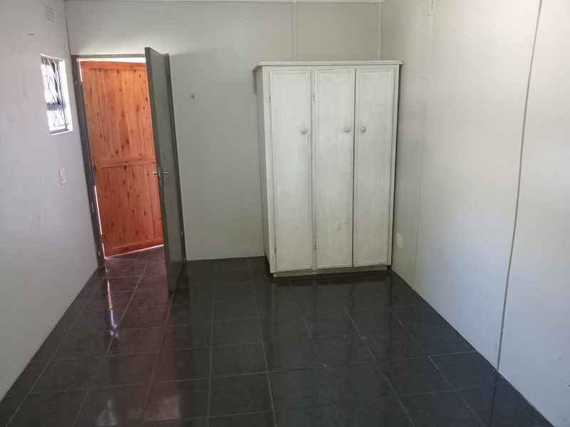 Affordable 2-Bedroom Rental Unit, Immediate Availability in Arboretum - Photo 4