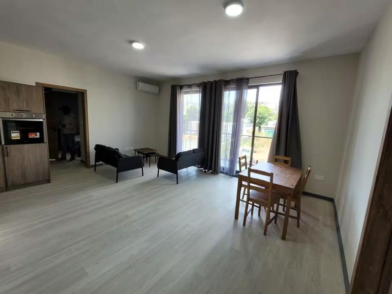 RS 8,3m | Turnkey Investment – Brand-New 2-Bedroom in Flic en Flac - Photo 4