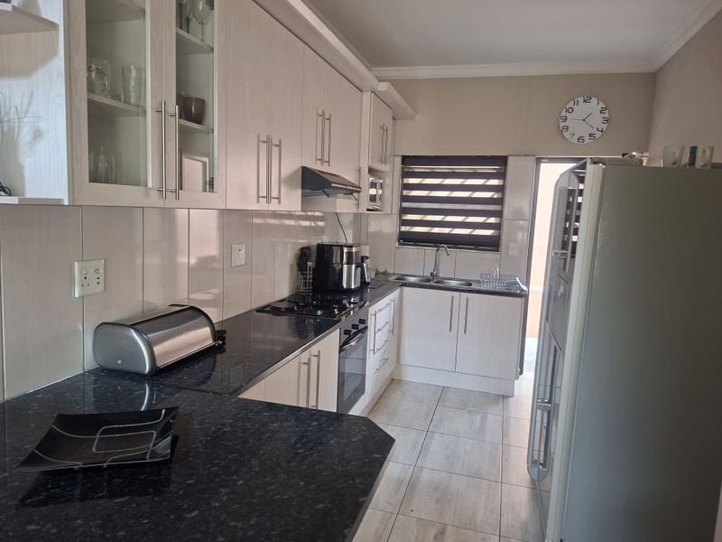FOR SALE | WINDHOEK WEST - Photo 6
