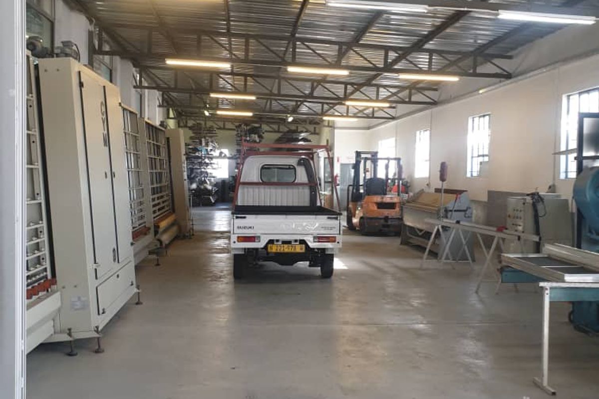 WAREHOUSE 4 SALE - LAFRENZ - Photo 4