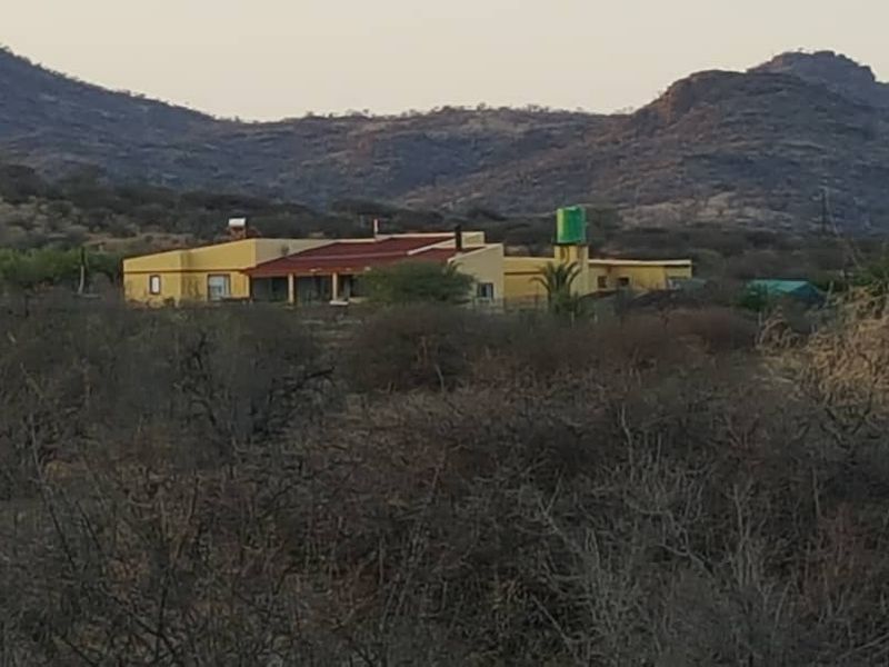 FOR SALE - SMALL HOLDING NEAR WINDHOEK, NAMIBIA 13.14 Ha - Photo 3