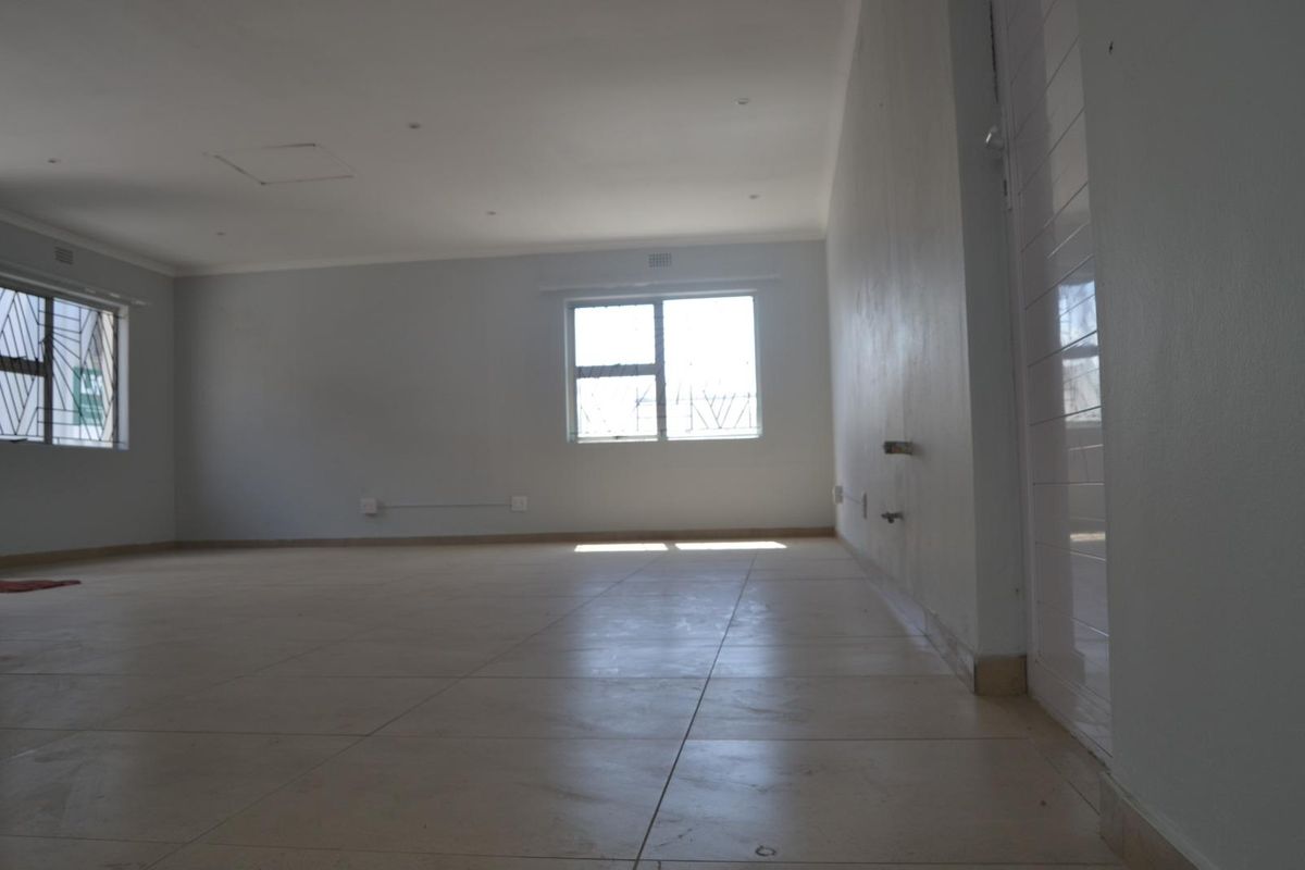 Versatile Open Plan Property for Rent in Litha Park, Khayelitsha - Photo 5