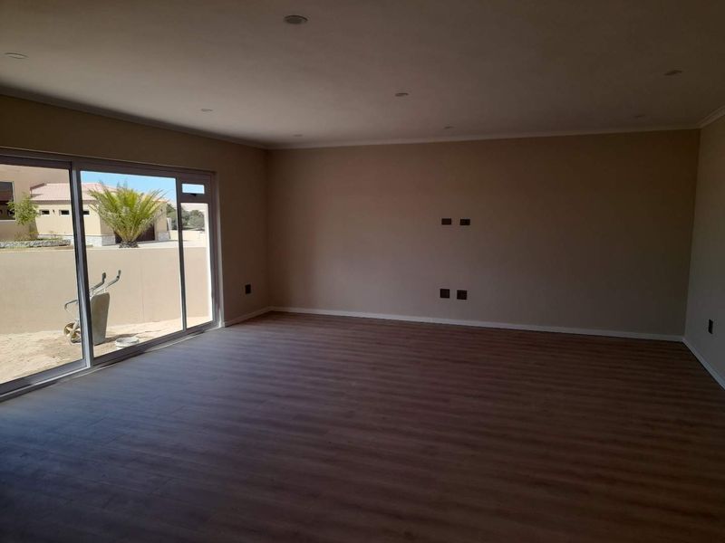 Discover Luxury Living at Rossmund Golf Resort! - Photo 4