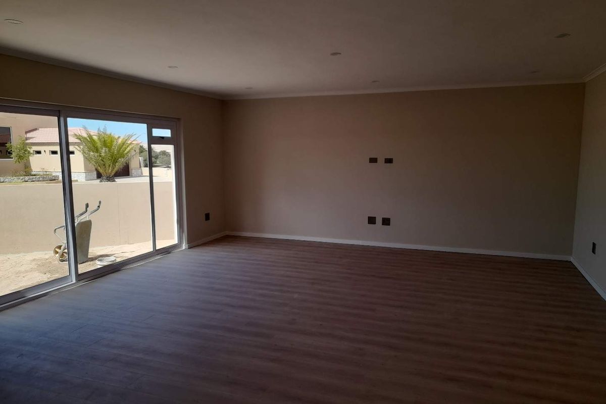 Discover Luxury Living at Rossmund Golf Resort! - Photo 4
