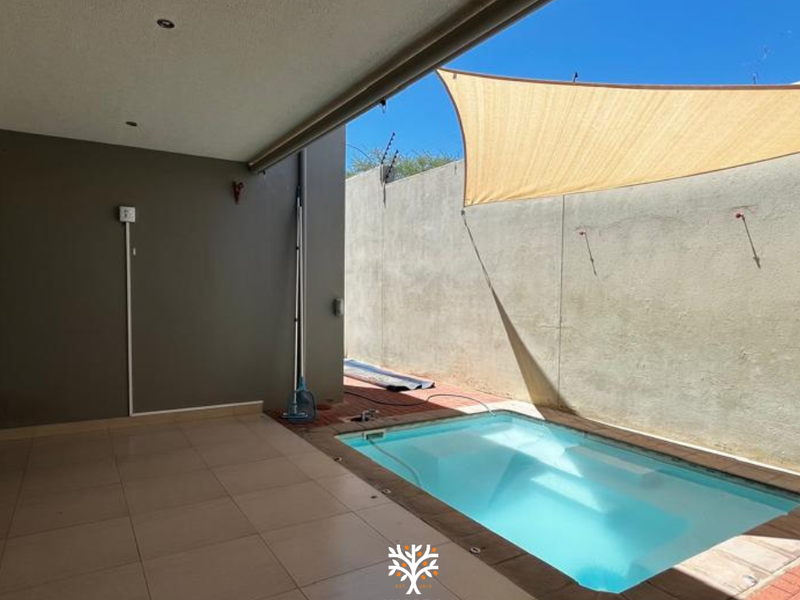 Family Home For Sale | Suiderhof | N$4 200 000 - Photo 7