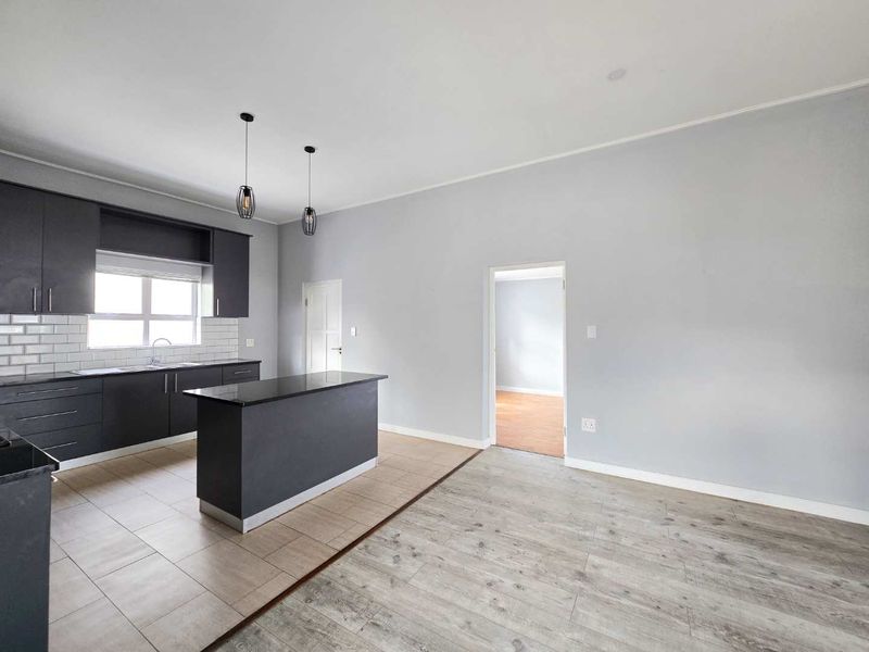The perfect lock-up-and-go property for sale in Stilbaai-Wes. - Photo 2