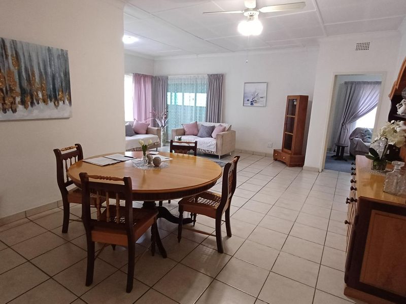 House huge potential - Photo 3