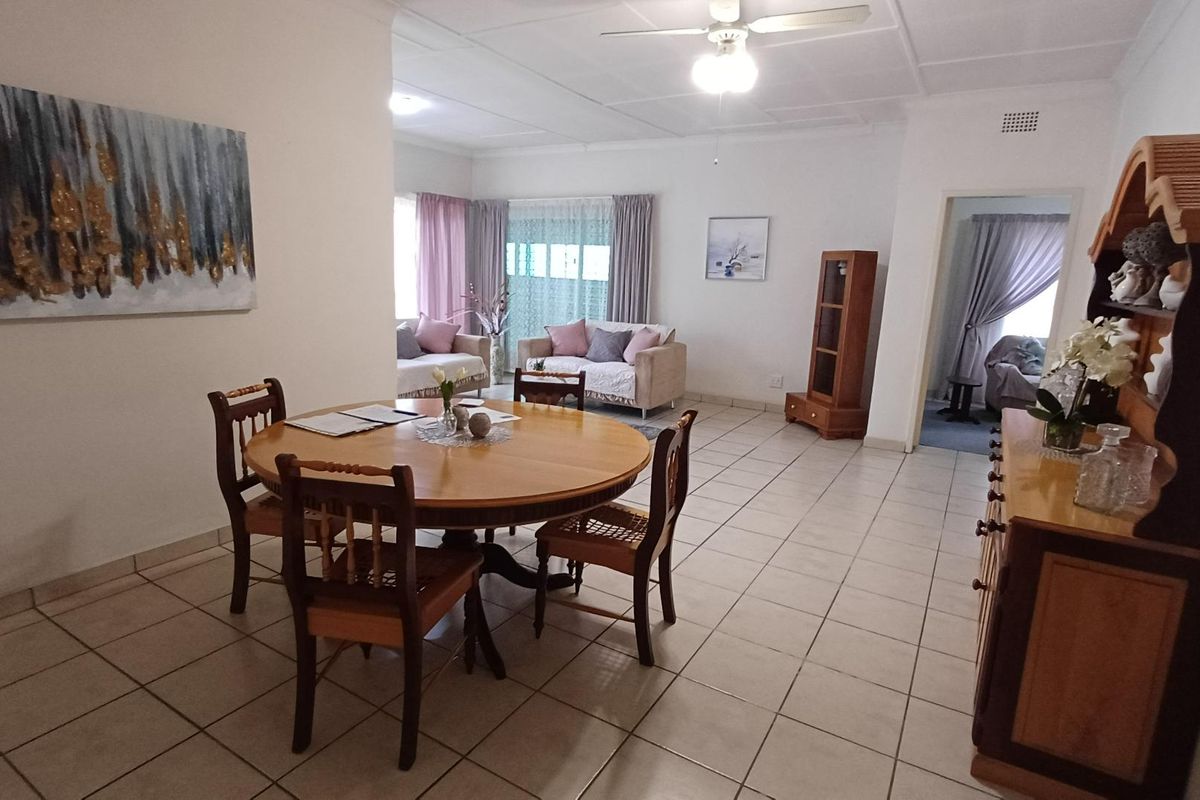 House huge potential - Photo 3