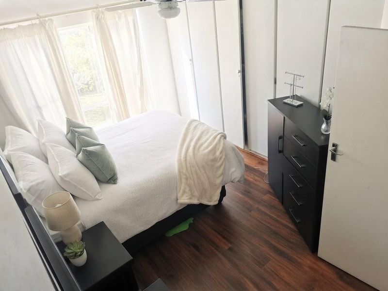 2 Bedroom Townhouse for Sale in Dorandia - Photo 6