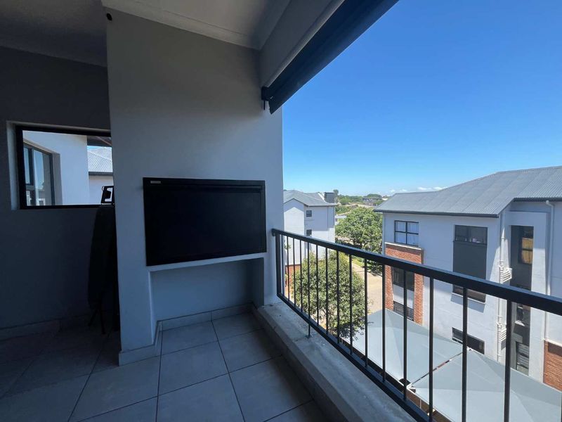 Tastefully Fully Furnished Top-Floor Unit for Rent – Ballito Hills - Photo 5