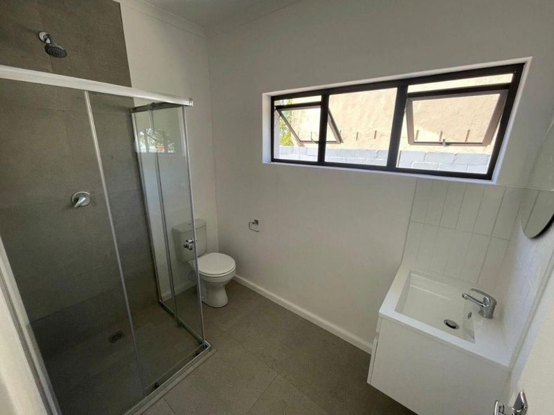 A modern bachelor unit - Photo 6