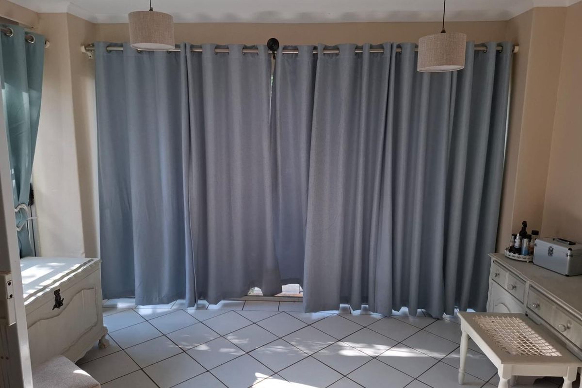 2 Bedroom townhouse in Moreleta Park - Photo 5