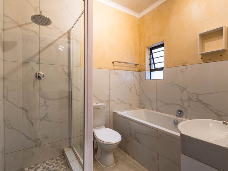 2 Bedroom Townhouse - Photo 8
