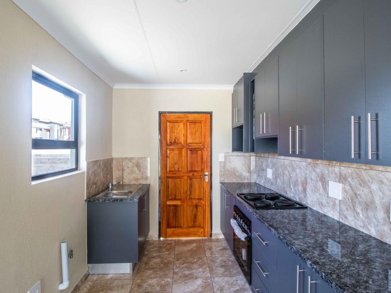 OFF PLAN NEW DEVELOPMENT, ALL COSTS INCLUDED, BUY DIRECT FROM THE DEVELOPER, FULL TITLE STANDS. NO DEPOSITS / 100% BONDS (dependent on client profile) (You may - Photo 3