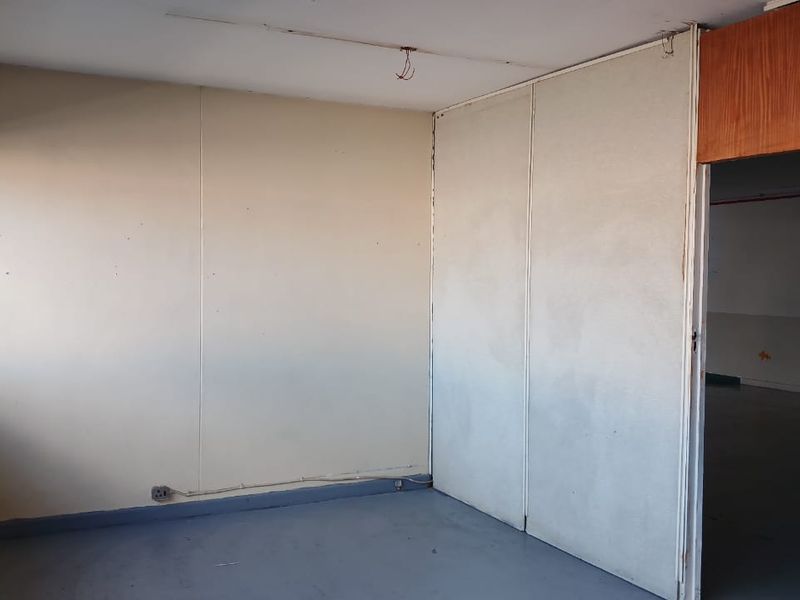377 sqm commercial space in Claremont - Photo 8