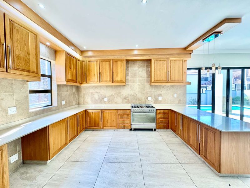 Hendra Estates - Stunning, Large Family Home For Rent In Izinga! - Photo 5