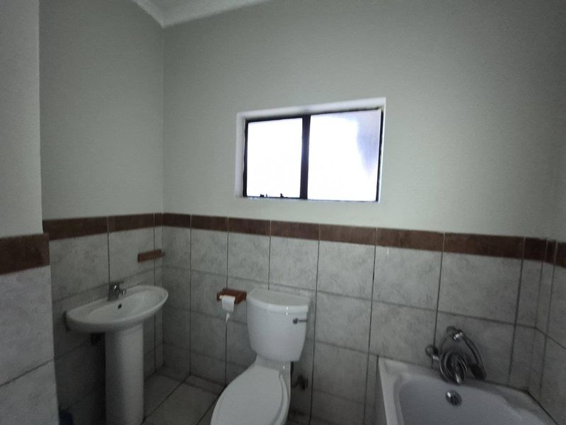 1 Bedroom apartment to rent in Kempton Park - Photo 8