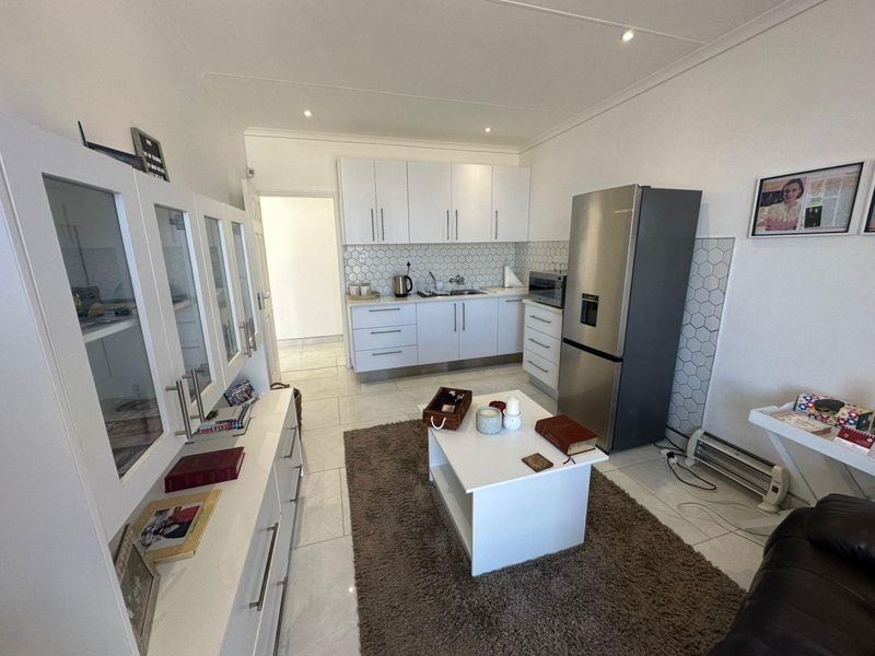 Beautiful House For Sale - Swakopmund - Photo 8