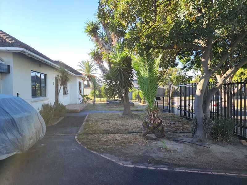 3 - 4 Bedroom Family Home - Photo 3