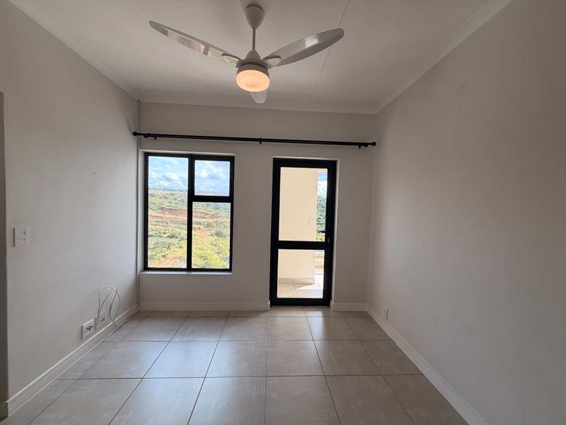 2 Bedroom apartment for sale with lush green views - Photo 10