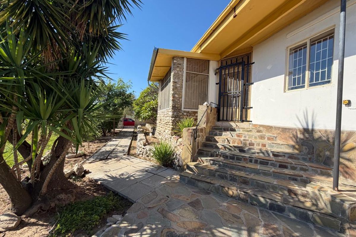 🔥 PRIME INVESTMENT OPPORTUNITY FOR SALE - BRAKWATER🔥 - Photo 3