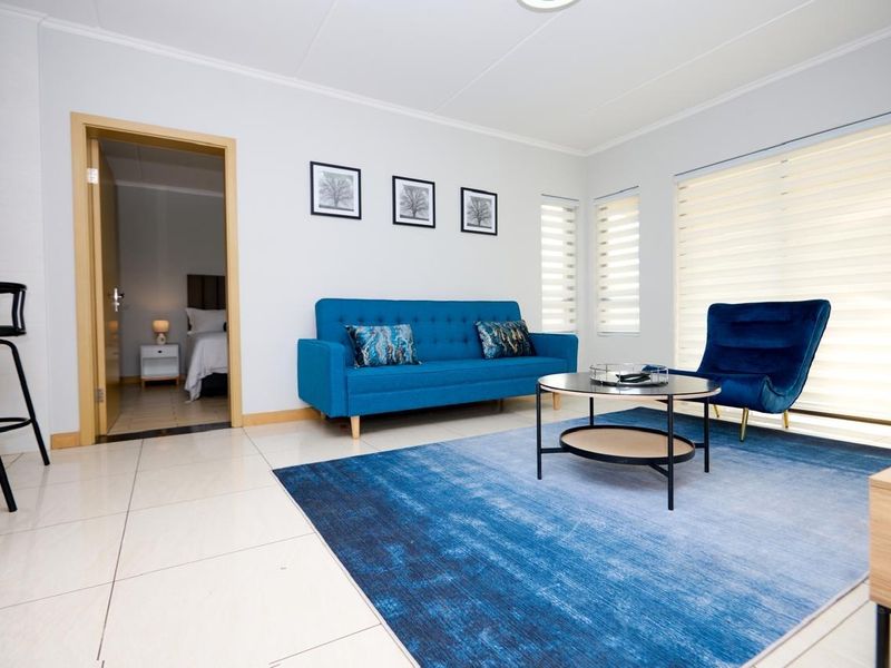 2Bedrooms Ground-floor furnished en-suite for sale - Photo 2