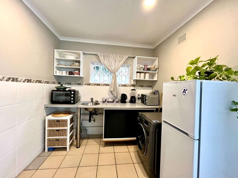 Hidden Gem in Westriding | Charming 2-Bedroom Freestanding Home - Photo 8