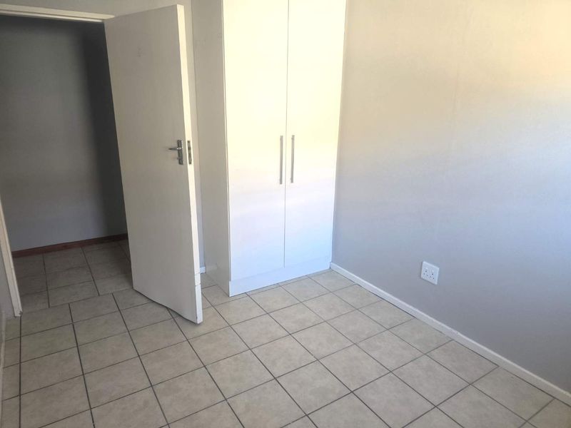 Groundfloor apartment Unit 3 in Panorama - Photo 8