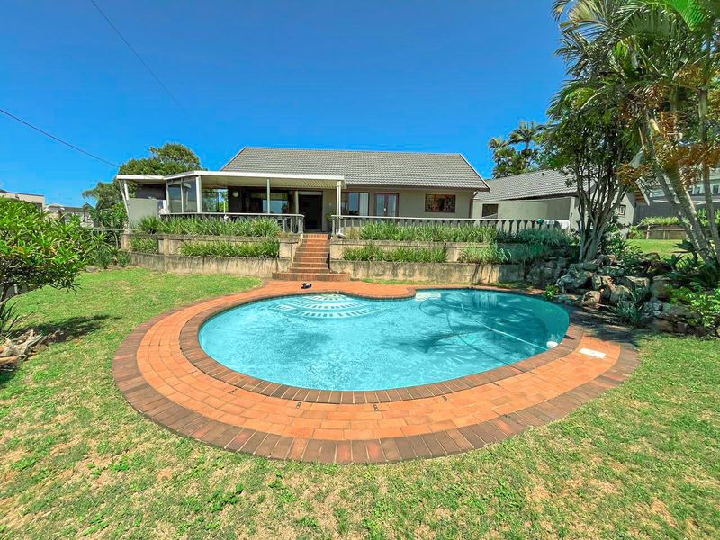 Charming Herrwood Park Home! - Photo 4