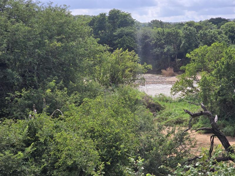 Brand-New Luxury Bushveld Home – Move-In Ready by End August! - Photo 5