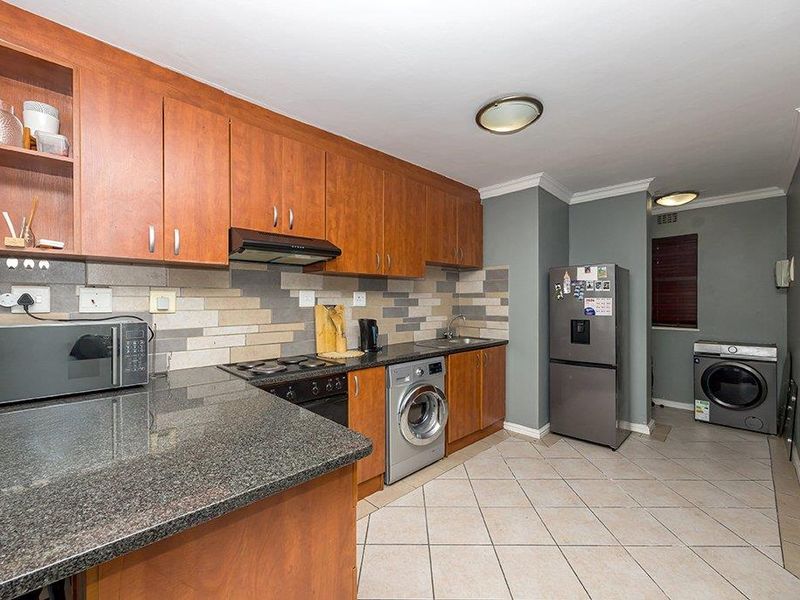 Secure Ground Floor Living with a Private Patio - Photo 8