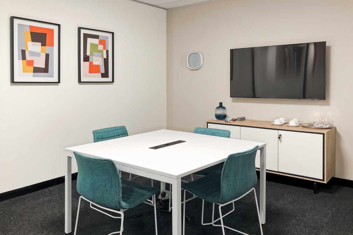 All-inclusive access to professional office space for 1 person in Regus Links Office Park - Photo 5
