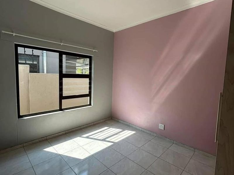 3 Bedroom Townhouse For Sale in Okahandja - Photo 8