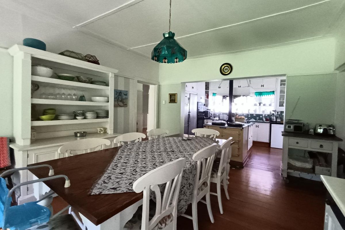 Charming Family Home: Ideal for Guesthouse or Airbnb - Photo 3