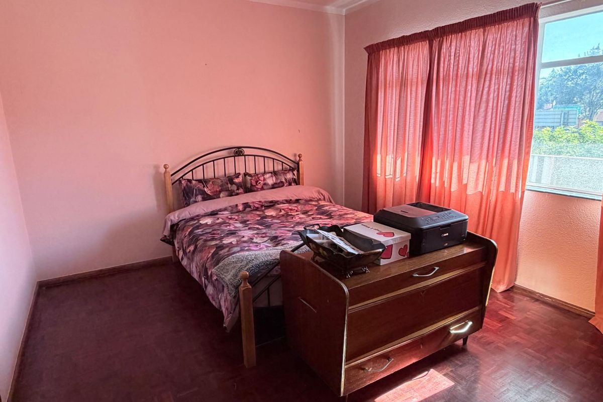 Spacious Apartment Close To Main Routes - Photo 5