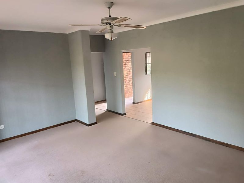 Modern 3-Bedroom Townhouse in Scottsville – Prime Location! - Photo 6