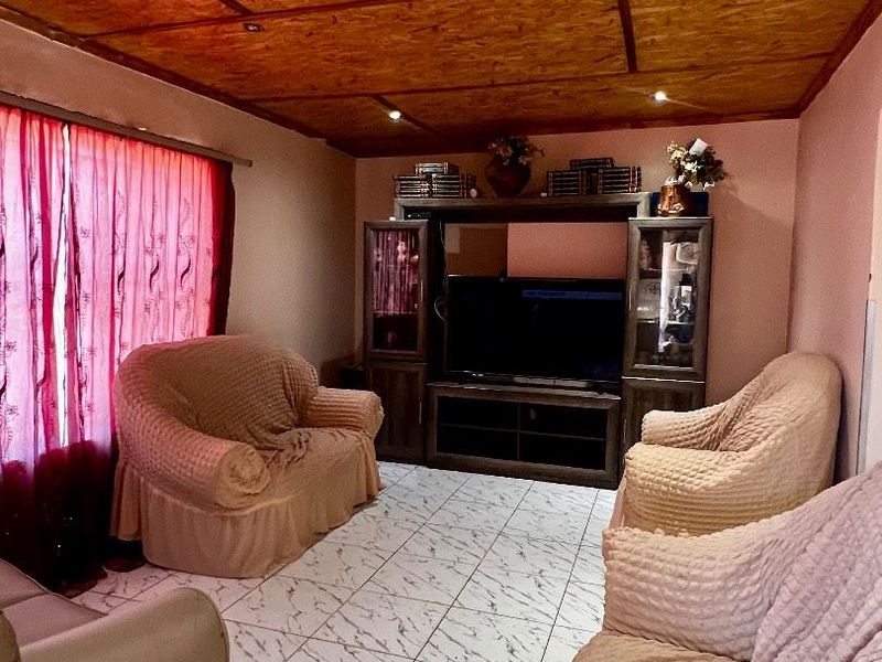 New listing in Khomasdal - Photo 6