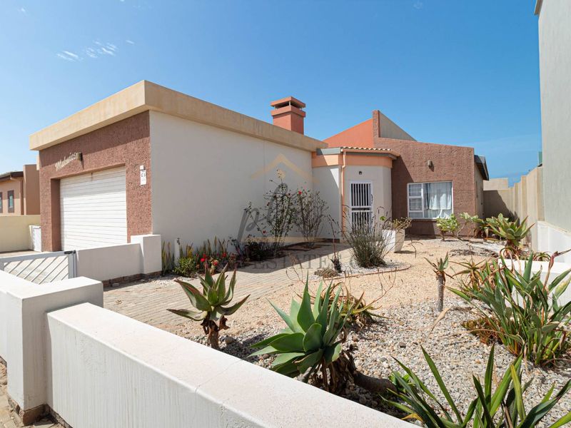 Coastal Living with Lock-Up-and-Go Appeal - Photo 2