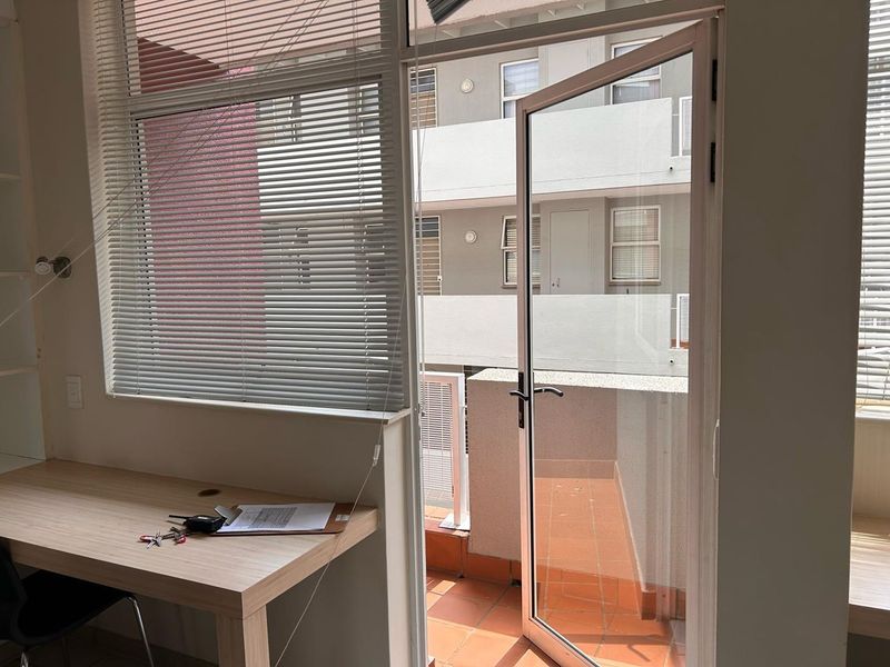 Shared Student Accommodation with Modern Amenities - Photo 10