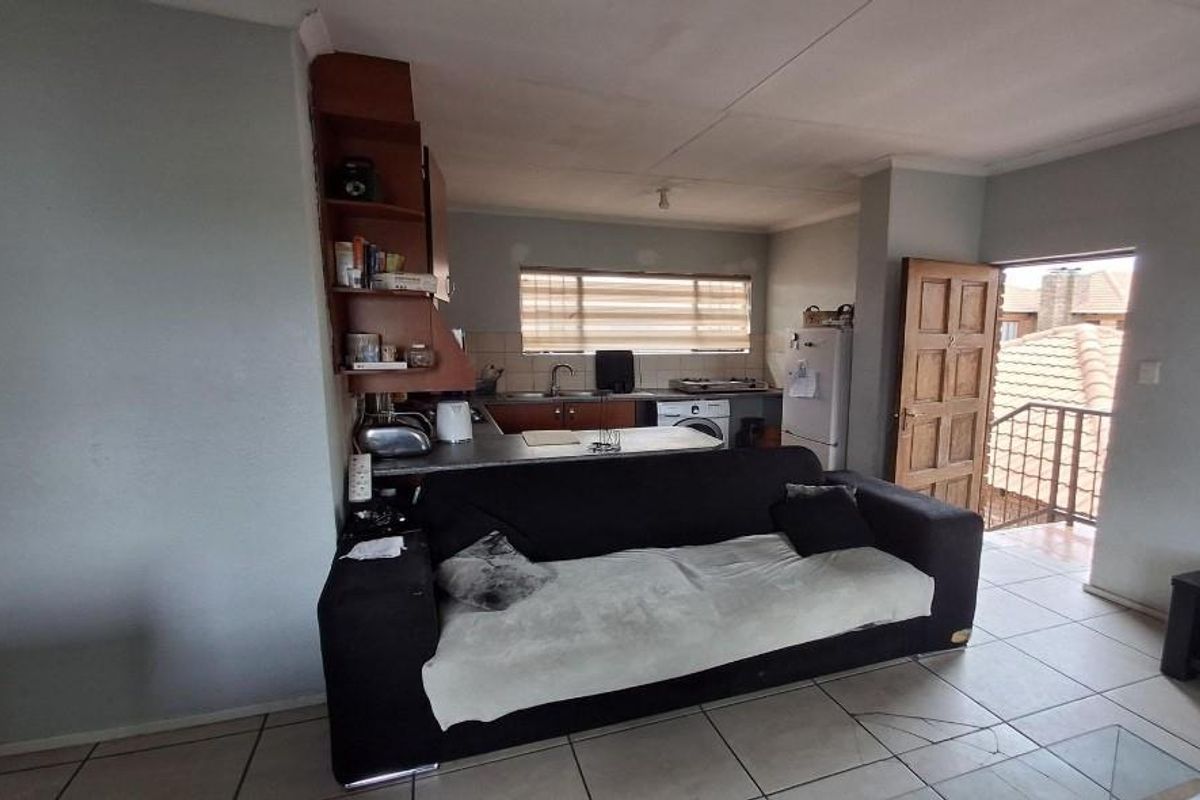 Town house for sale - Photo 5