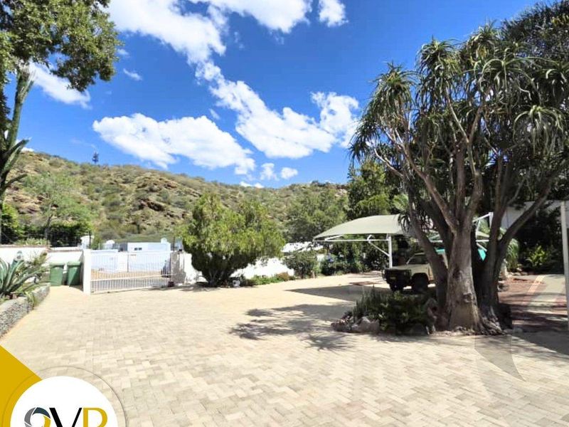 Spacious Family Home with Flat For Sale – Ludwigsdorf - Photo 2