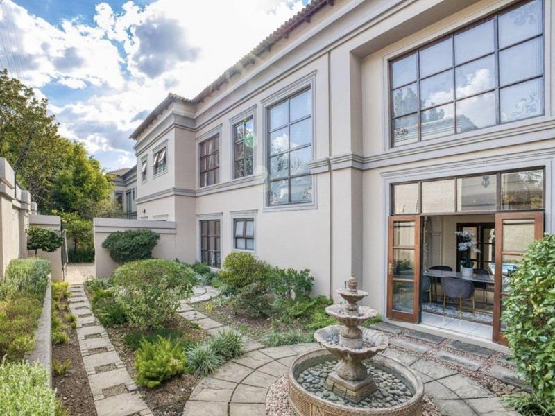 4-Bedroom Luxury Villa | Millionaires’ Row, Sandton - Photo 5